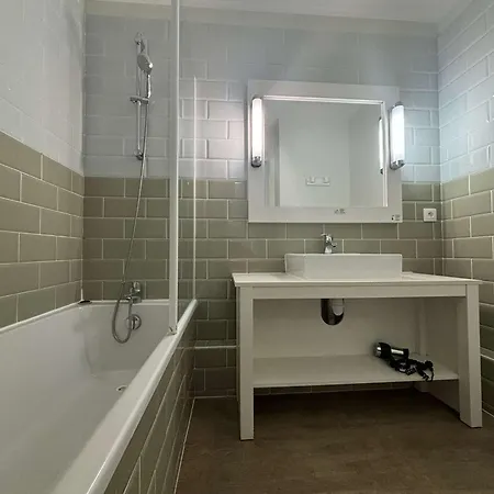 Bel Avec Piscine Chauffee A Saint-martin-de-re, 4 Couchages, Tout Confort - Fr-1-246c-30 *